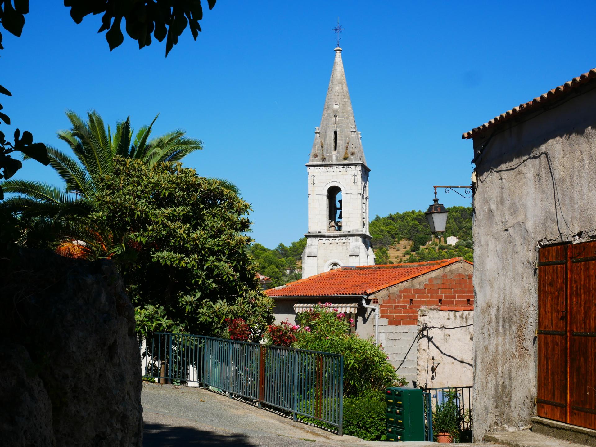 Callas village perche en provence verte proche gorge du verdon et saint raphael 15 2