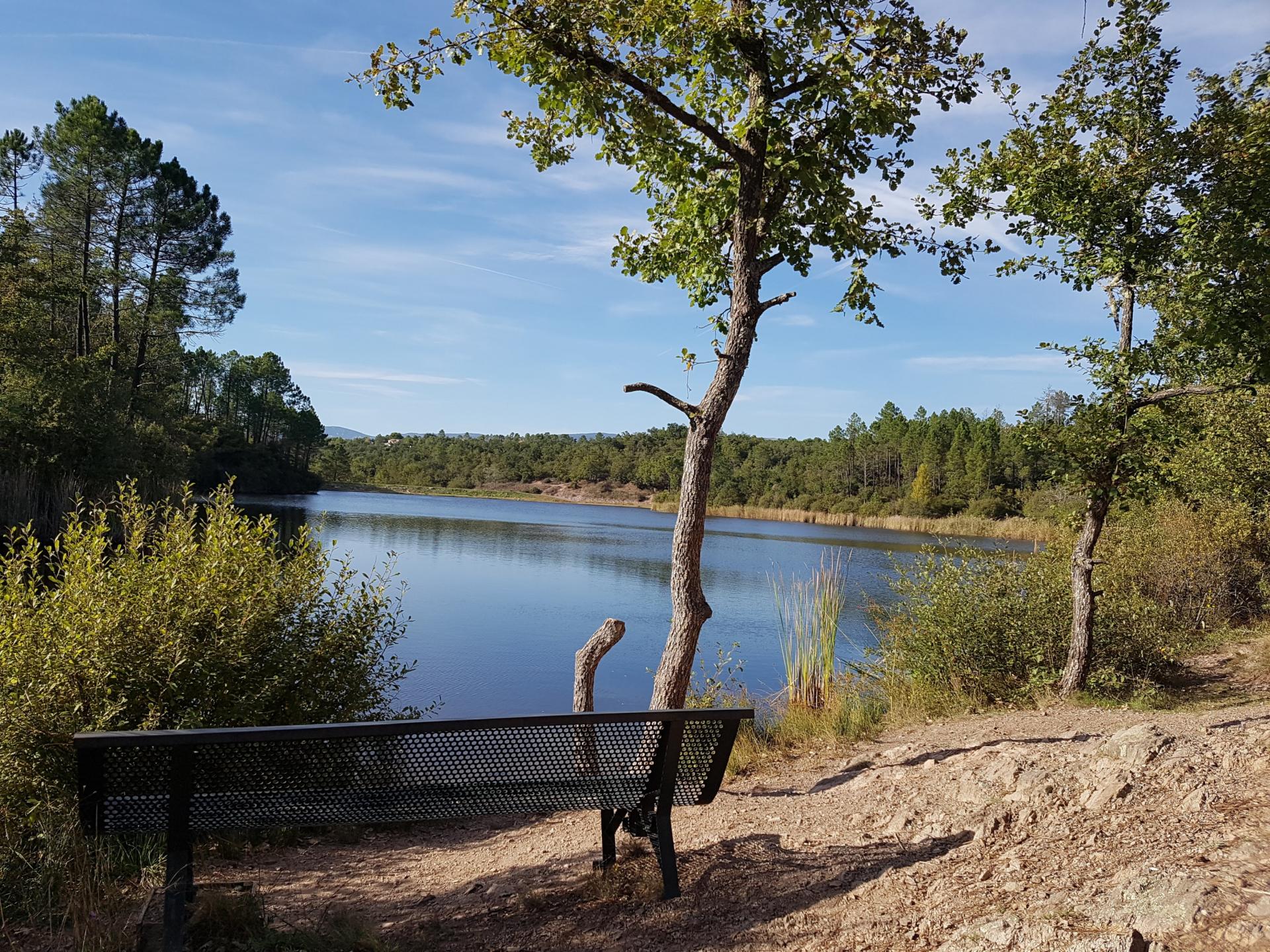 Lac du rioutard saint paul en foret gorges du verdon sejour provence 11