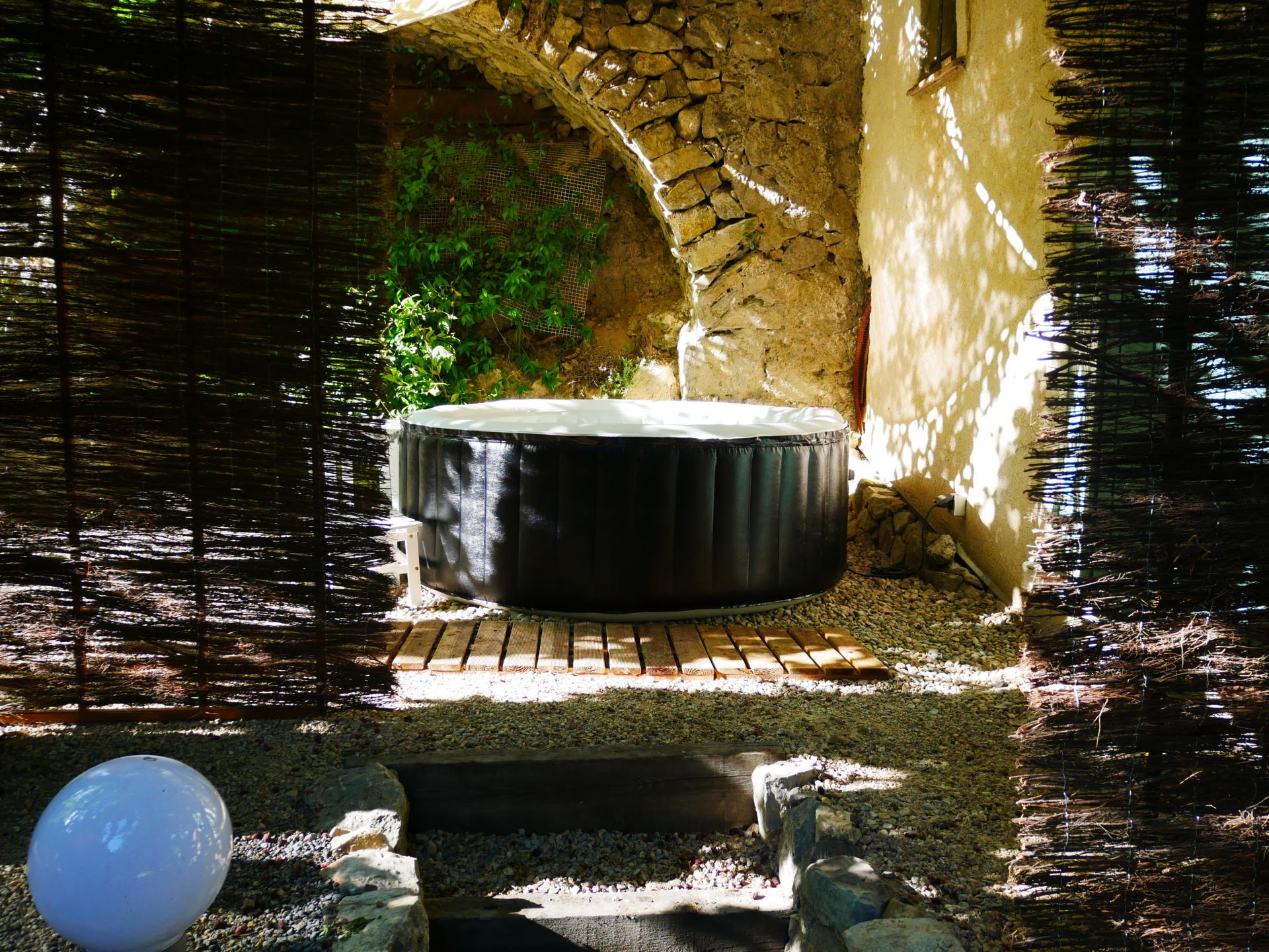 Le spa detente du gite le riou pres des gorges du verdon et st tropez 2