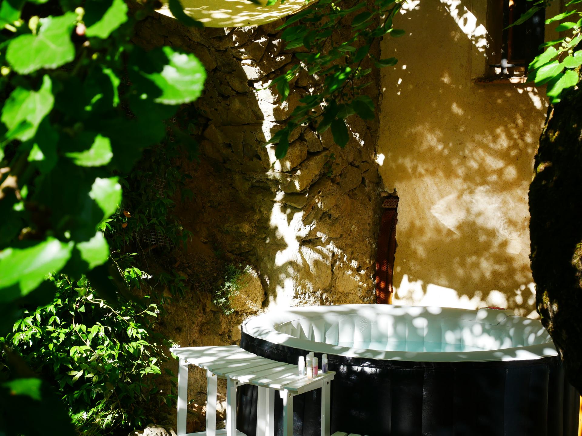 Le spa detente du gite le riou pres des gorges du verdon et st tropez 4