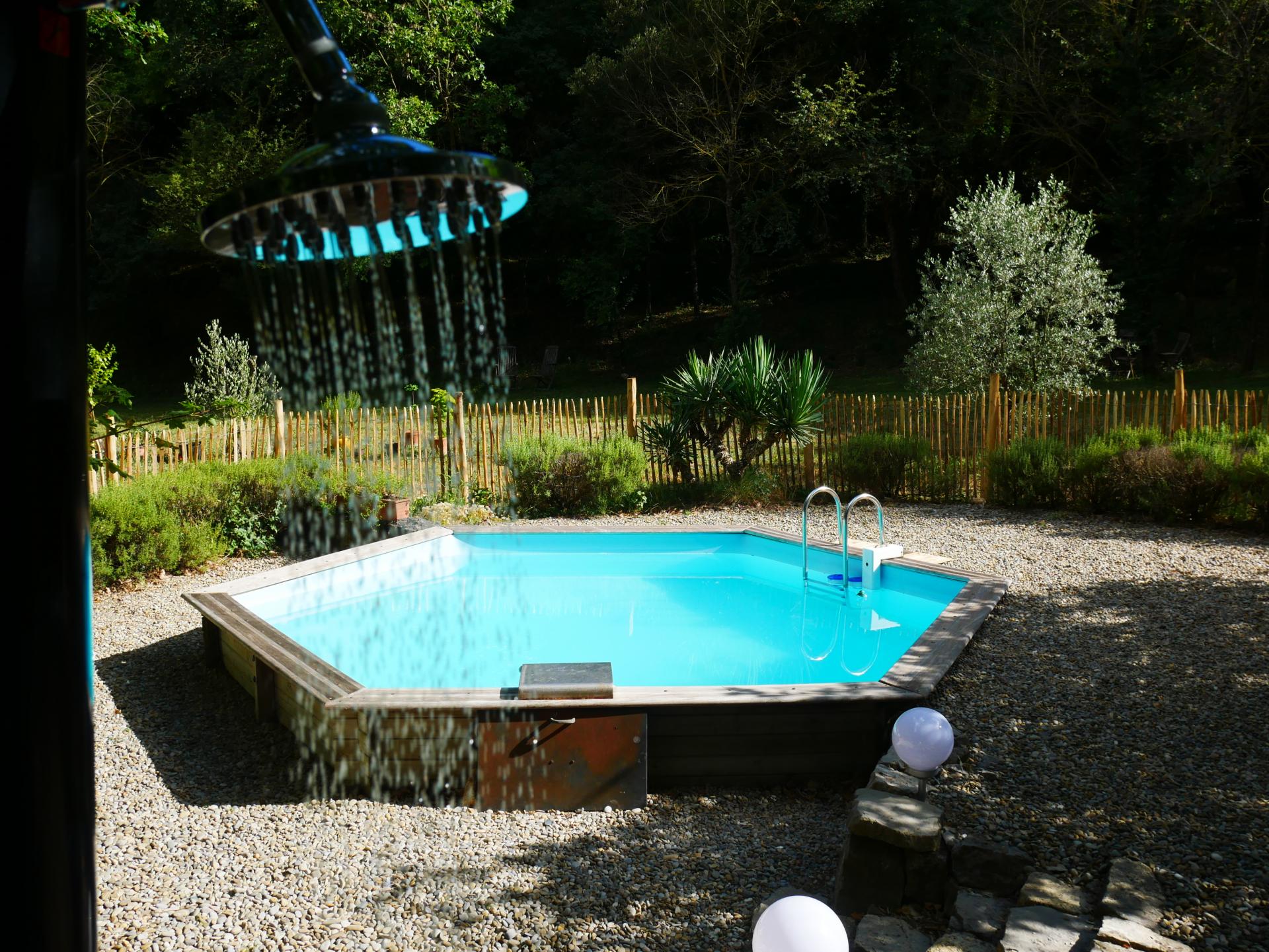 Piscine des gites du moulin a huile de callas proche de l hostellerie des gorges de pennafort dans le var 4